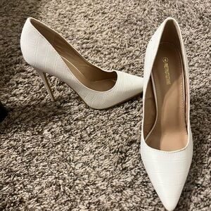 PLT White Heels size 6